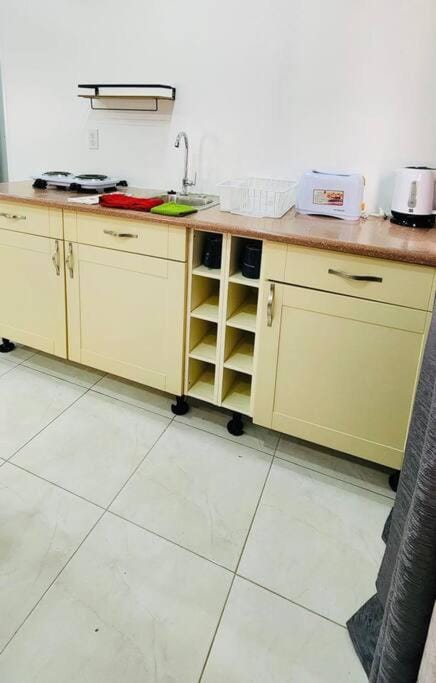Studio Apartment Near the Beach Apartment in Jan Thiel