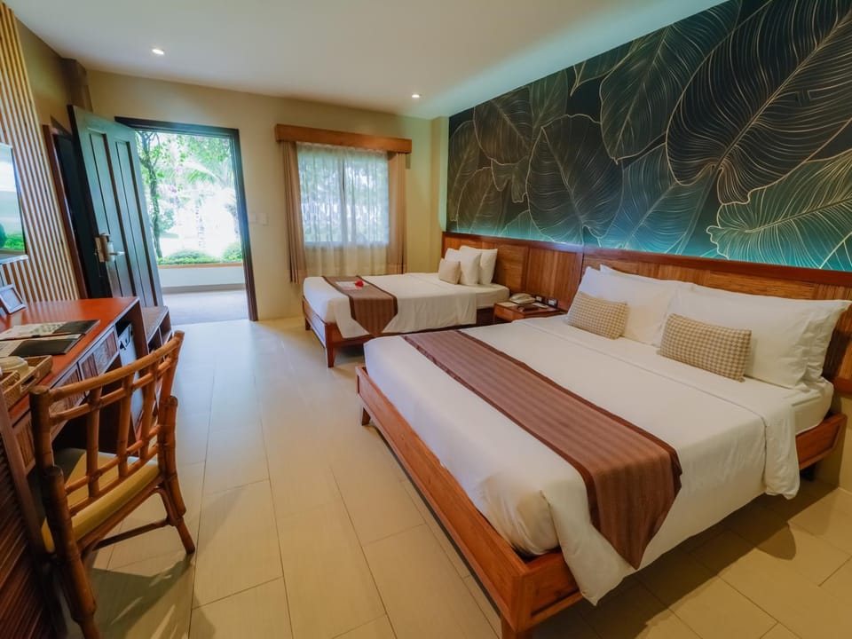 Property building, Bedroom, Guests