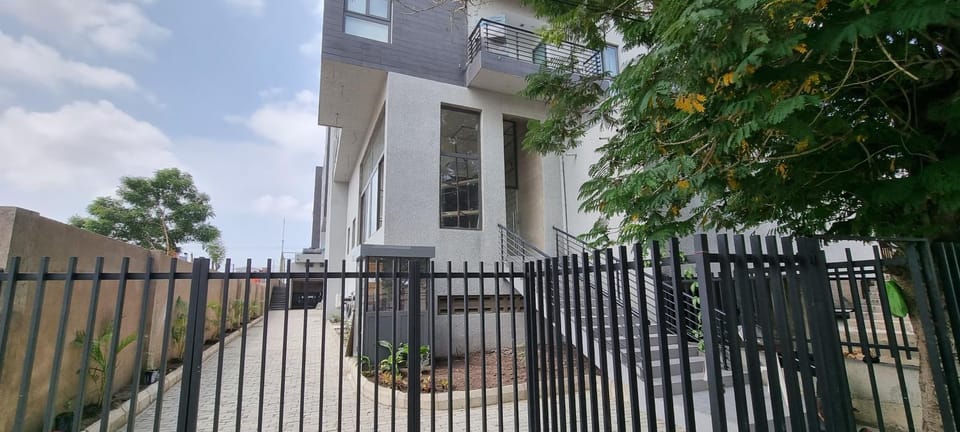 Amal Suites Apartment in Accra
