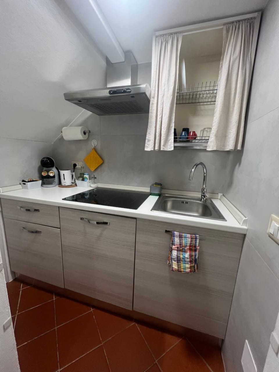 AL 106 Apartment [Free Wi-fi 5 min dalla Stazione] Apartment in Prato