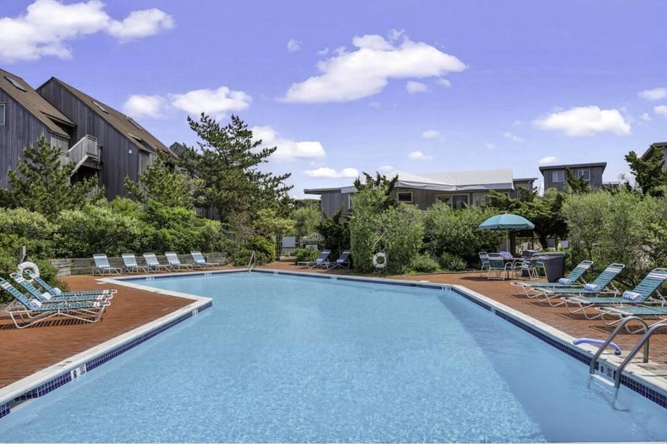 Unit 1722 Ocean Colony Beach Apartment in Long Island