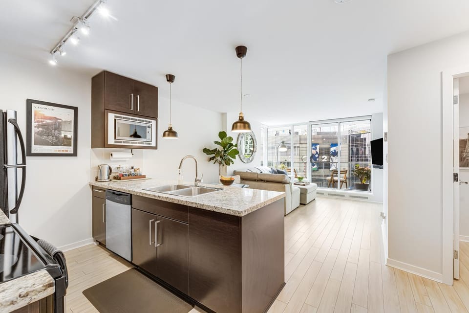 Coffee/tea facilities, Kitchen or kitchenette, minibar, pet friendly