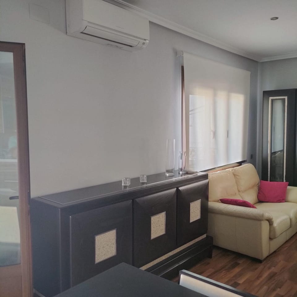 Communal lounge/ TV room, Living room, Seating area, air conditioner