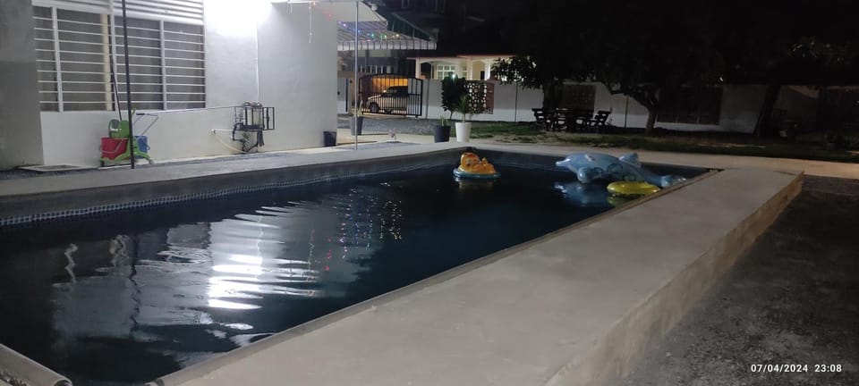 HOMESTAY ALORSETAR TOWNCENTRE by ASTARILA GUESTHOUSE-StadiumDarulaman - iSLAM SAHAJA - Private Pool, BBQ Zone & Kolam Pancing Puyu - 8-13pax House in Kedah