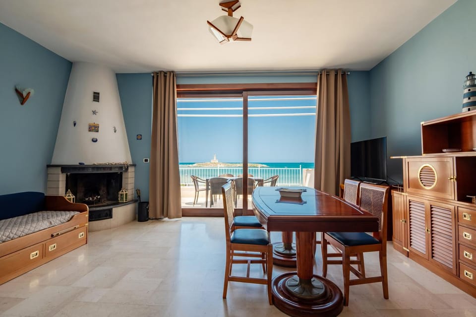 View (from property/room), Dining area, air conditioner