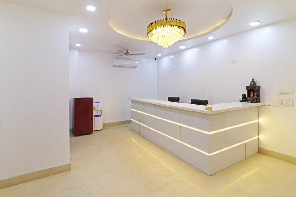 Lobby or reception, air conditioner
