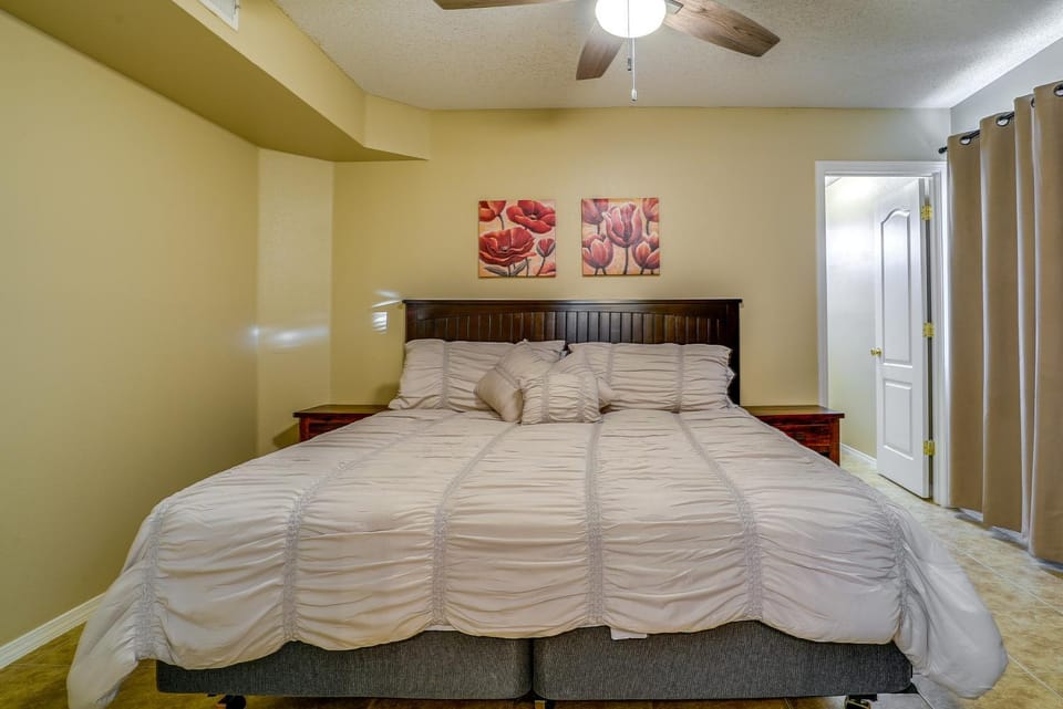 Sunny El Paso Home w/ Private Yard! House in El Paso
