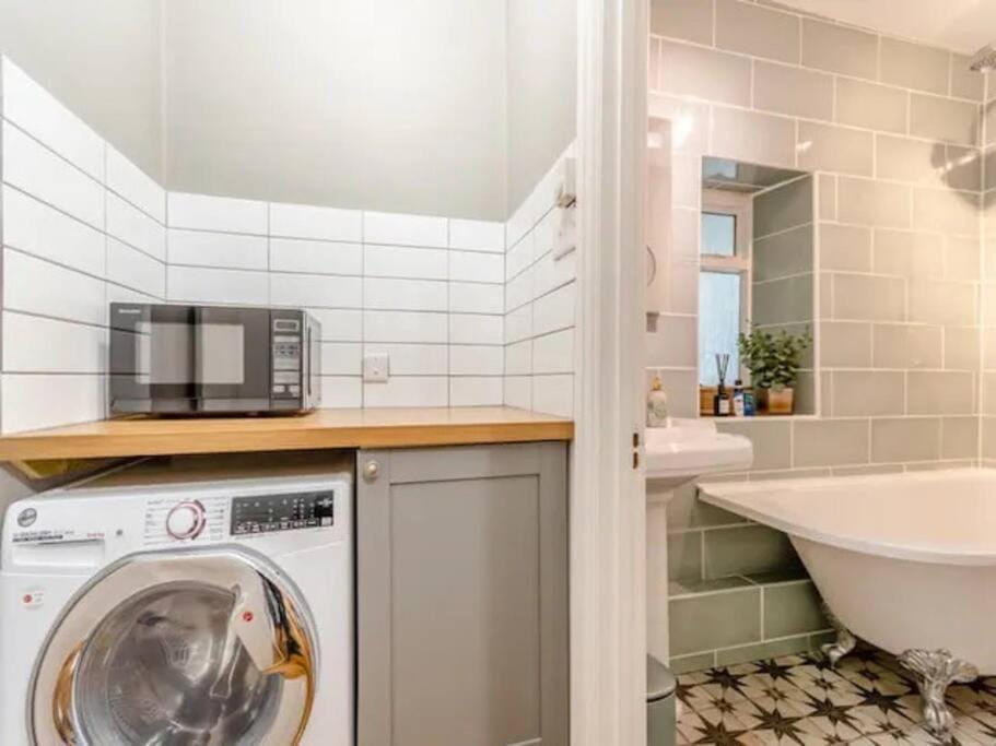 Cheltenham centre of Cotswolds Apartment in Cheltenham