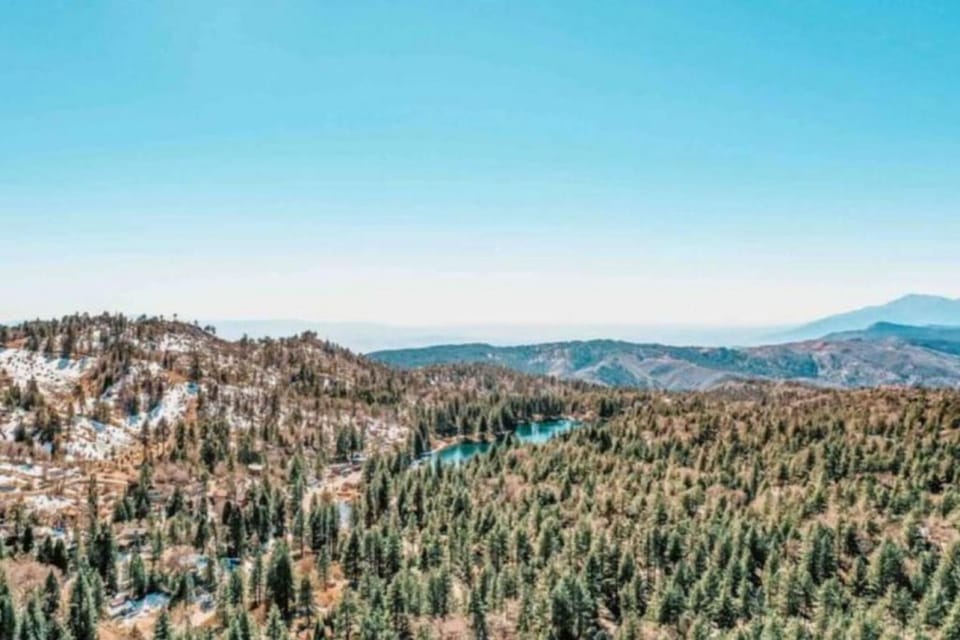 Nearby landmark, Day, Natural landscape, Bird's eye view, Lake view, Mountain view