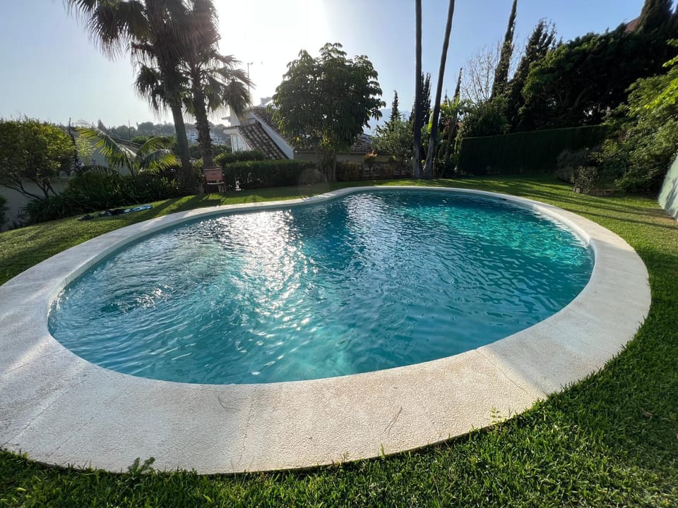 Pool view, Swimming pool