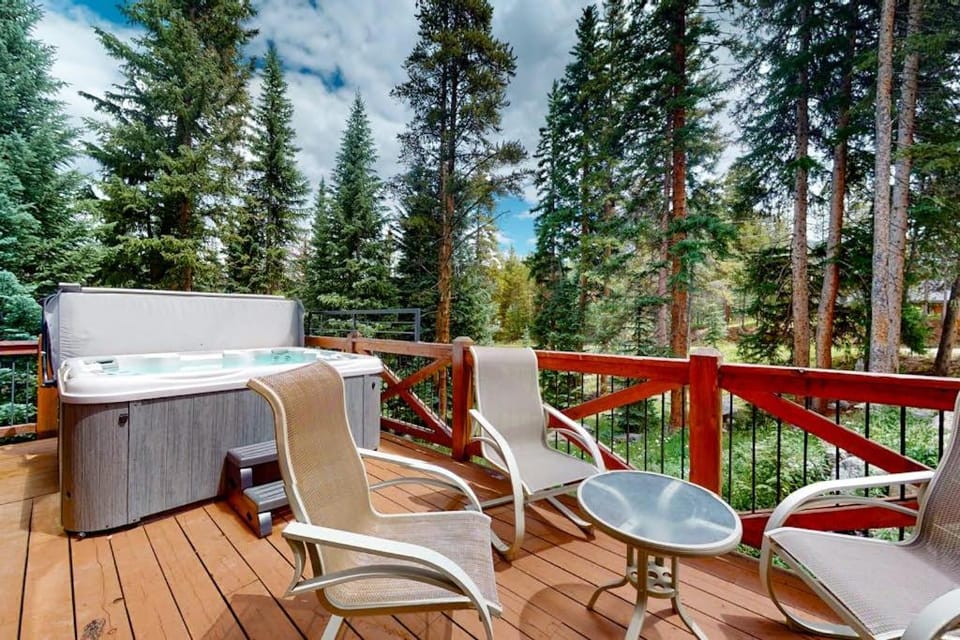 Golden Crown Cabin Cabin in Blue River
