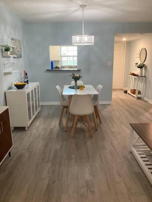 Golf Coast Charmer Apartment in Bradenton