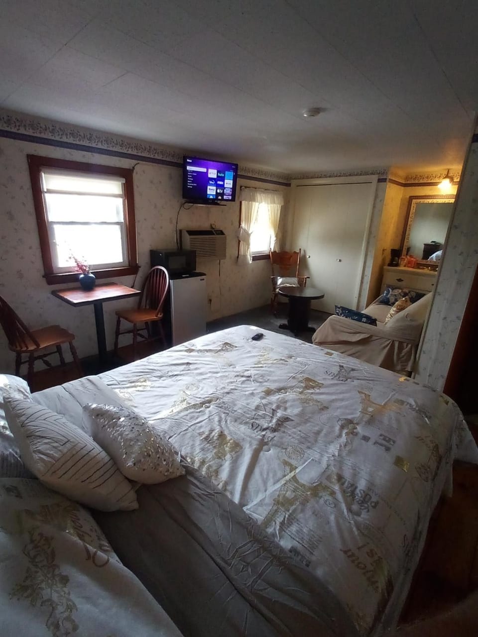Sea Breeze Inn beach rentals Hotel in Hyannis
