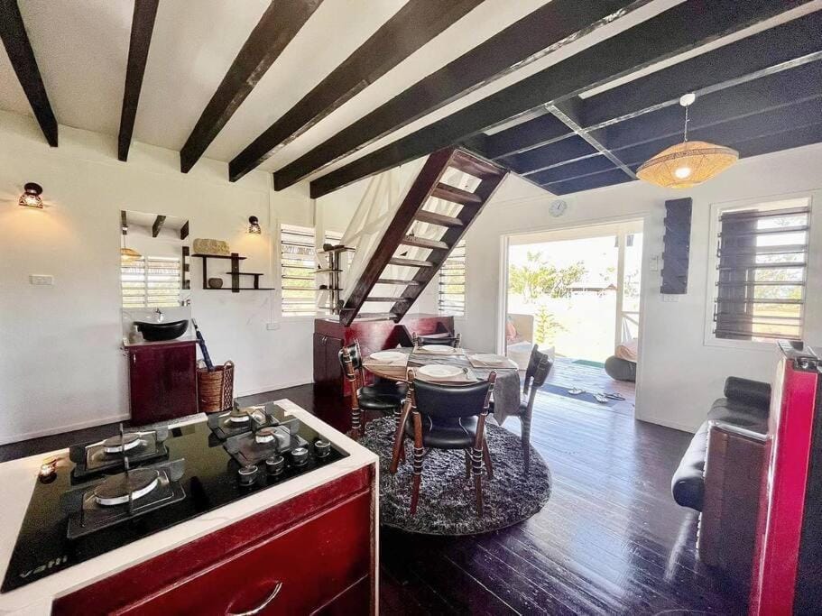 Kitchen or kitchenette, Living room, Dining area, stove