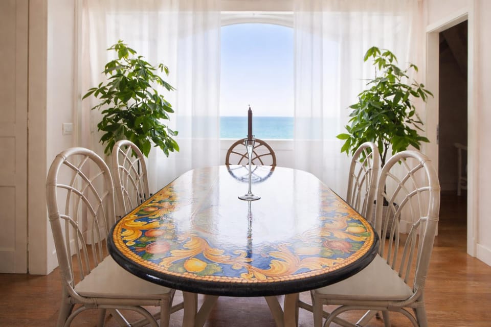 Dining area, Sea view
