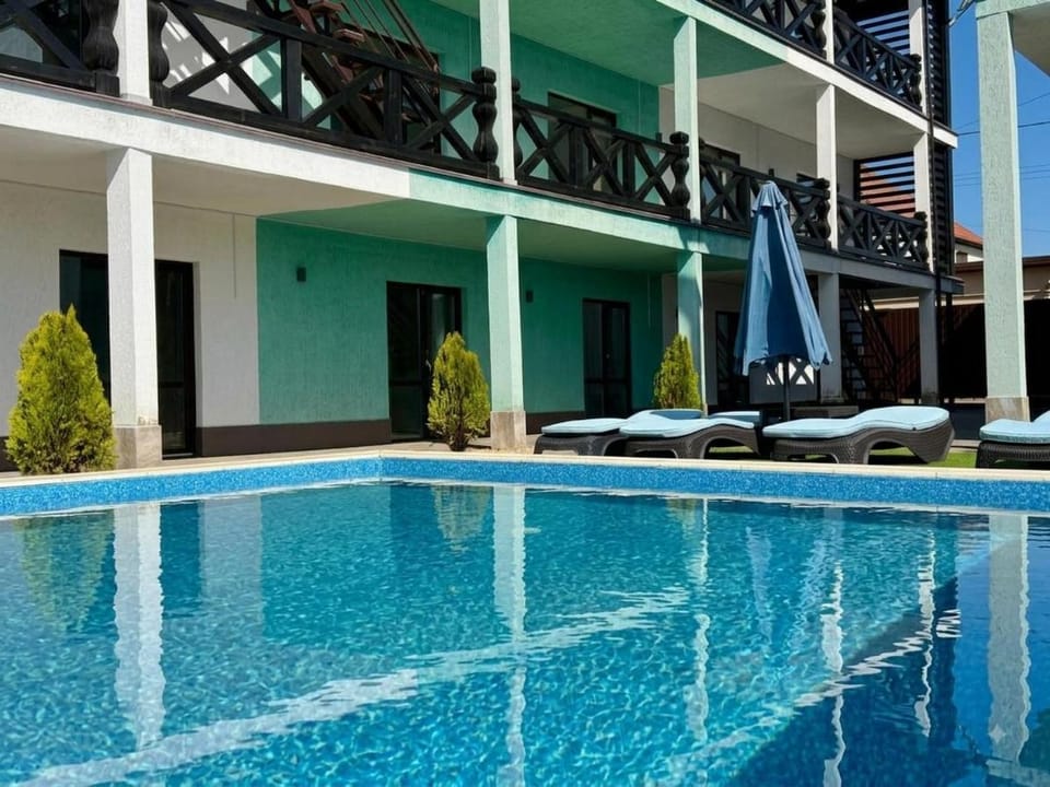 Qzone 2 Hotel in Odessa Oblast