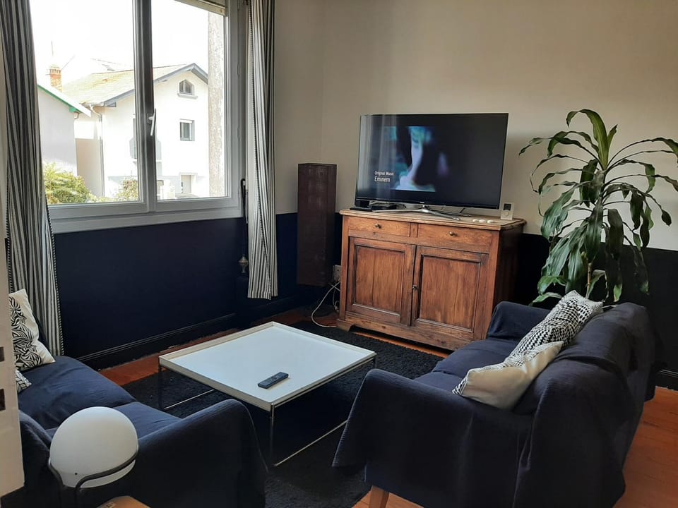 Maison centre ville, 3ch, parking, jardin, calme House in Toulouse