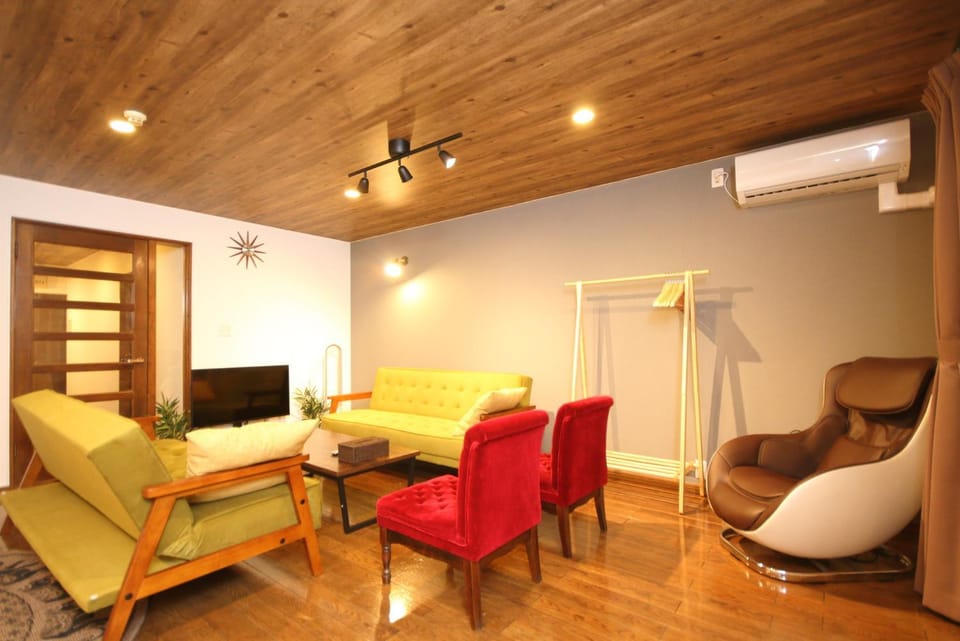 TV and multimedia, Living room, air conditioner