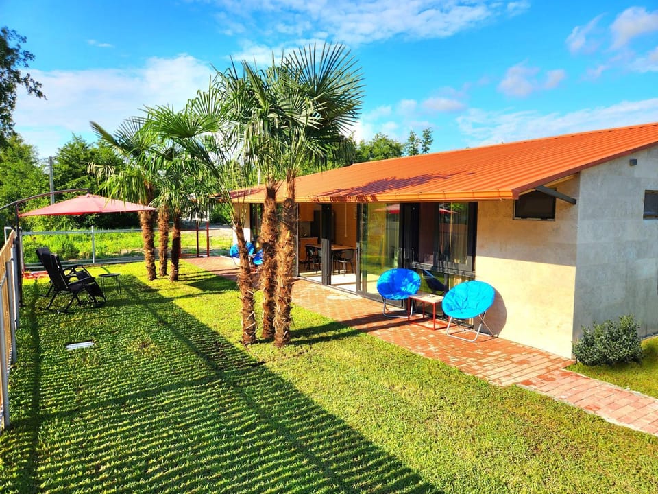 Property building, Garden
