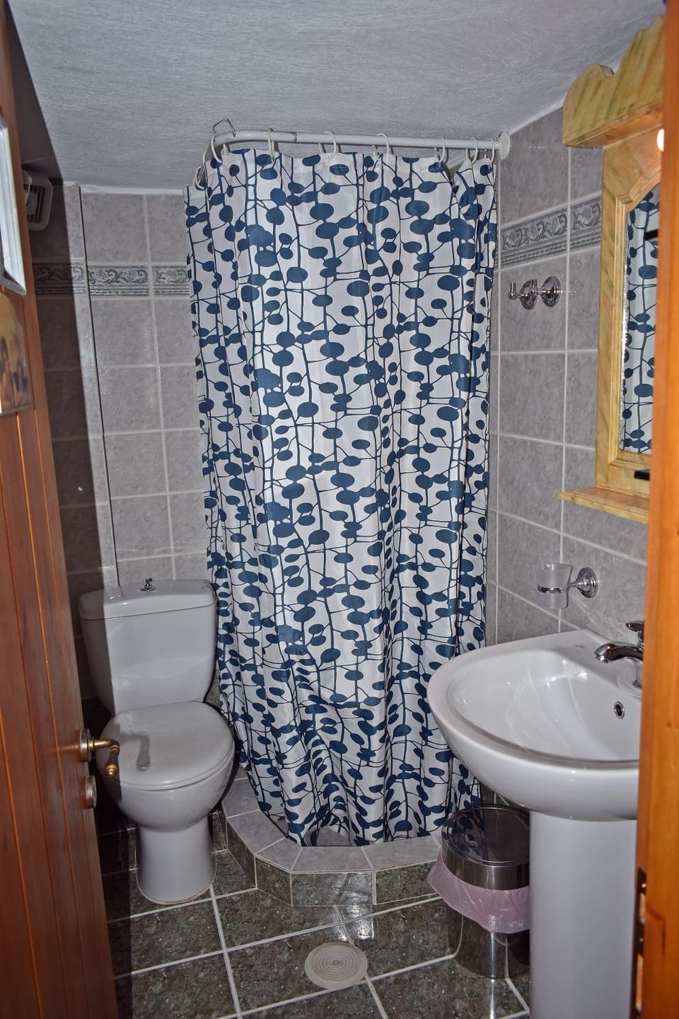 Toilet, Bathroom