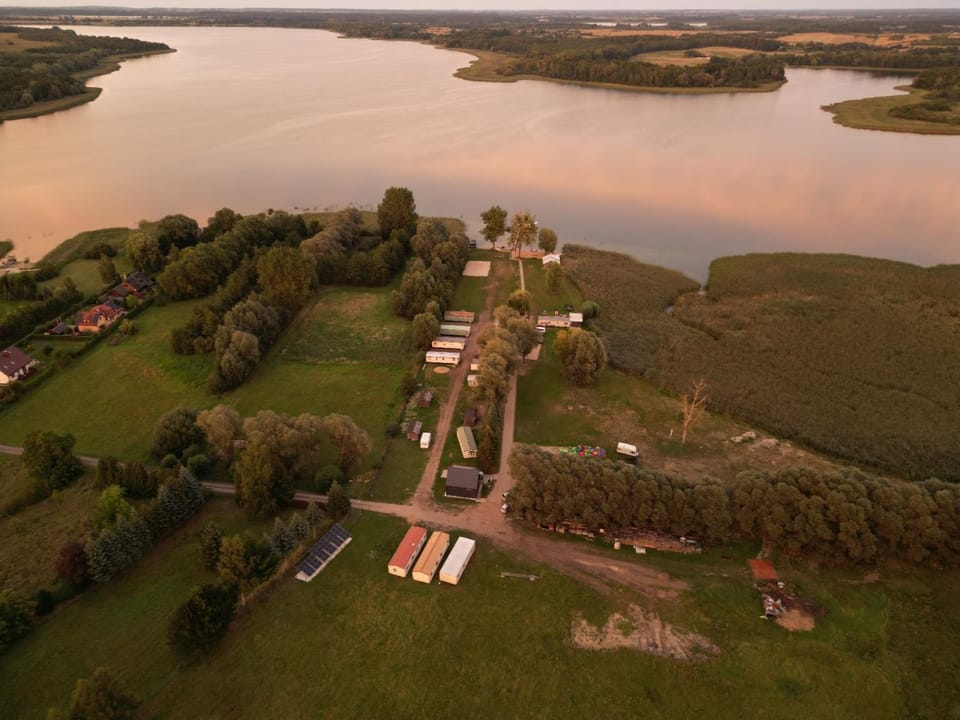 Bird's eye view, Lake view