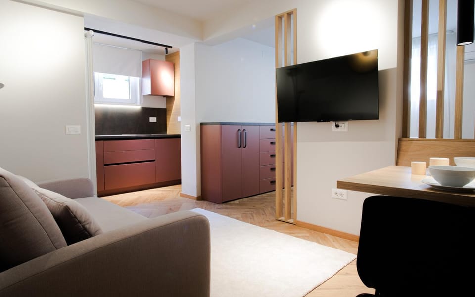 Kitchen or kitchenette, Living room, Dining area