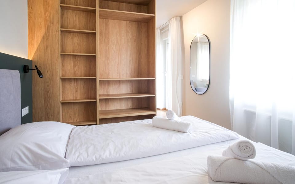 Bed, Bedroom, wardrobe