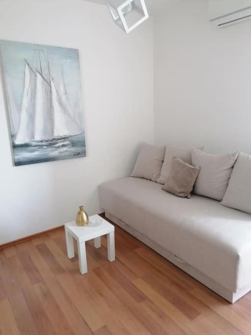 Smile Apartment in Budva Municipality