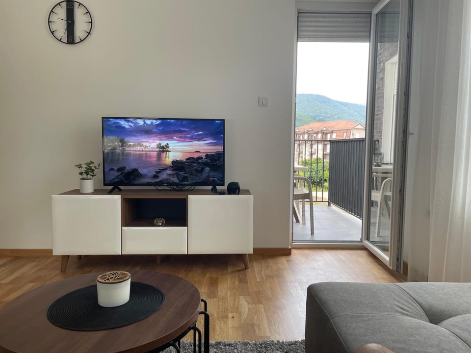 Natural landscape, Living room
