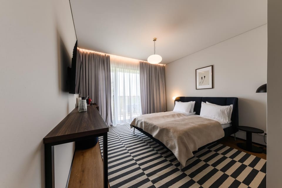 Bed, TV and multimedia