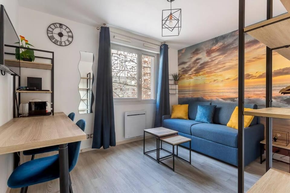 bnbgônes - LE LOMBARDI - METRO GARIBALDI - WIFI Apartment in Lyon