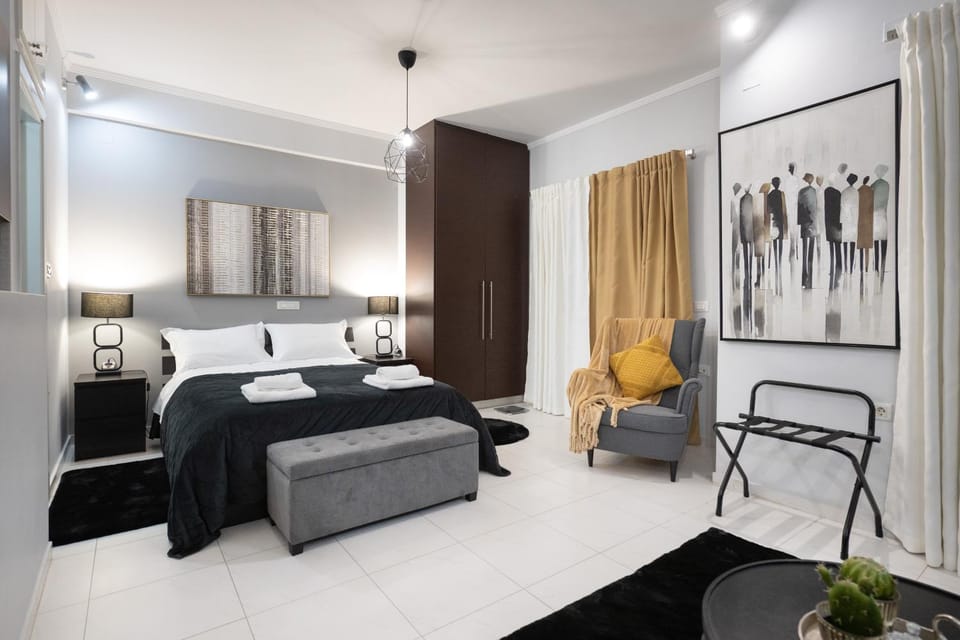 Byron Luxury Apartments Apartment in Peloponnese, Western Greece and the Ionian