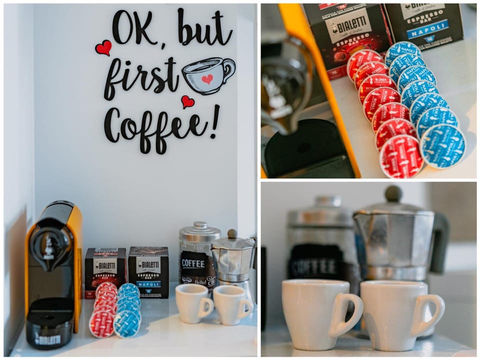 Coffee/tea facilities, Kitchen or kitchenette