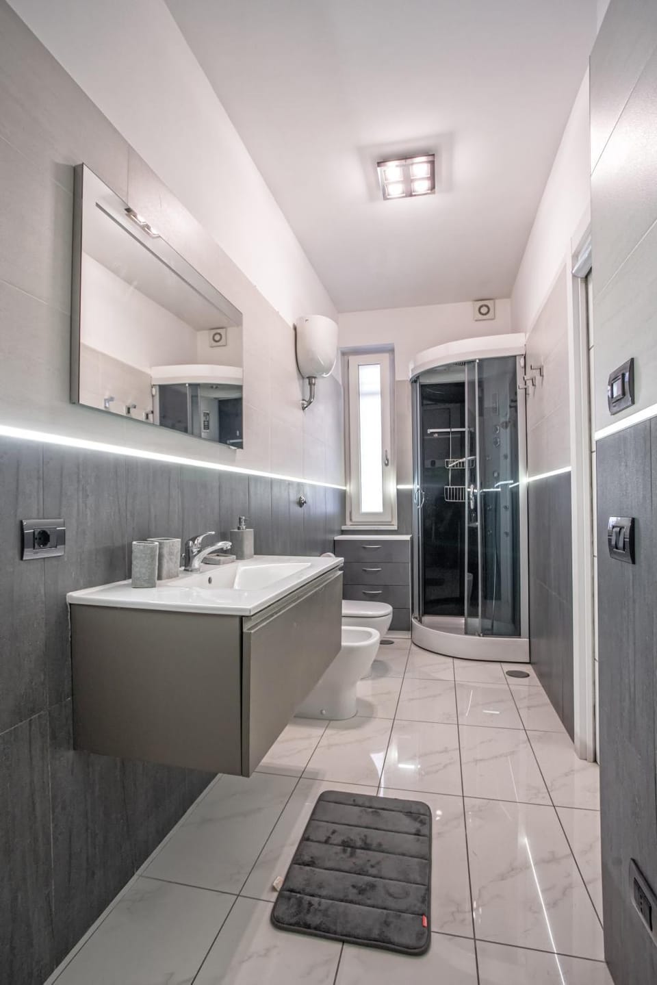 Shower, Bathroom
