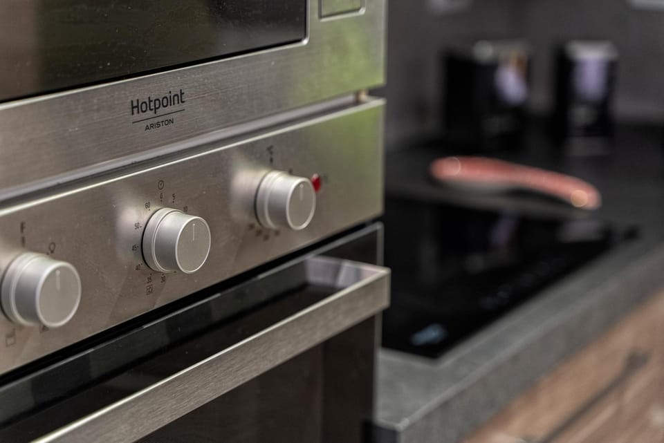 Kitchen or kitchenette, minibar, pet friendly, stove