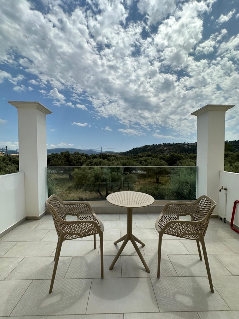 View (from property/room), Balcony/Terrace, Mountain view
