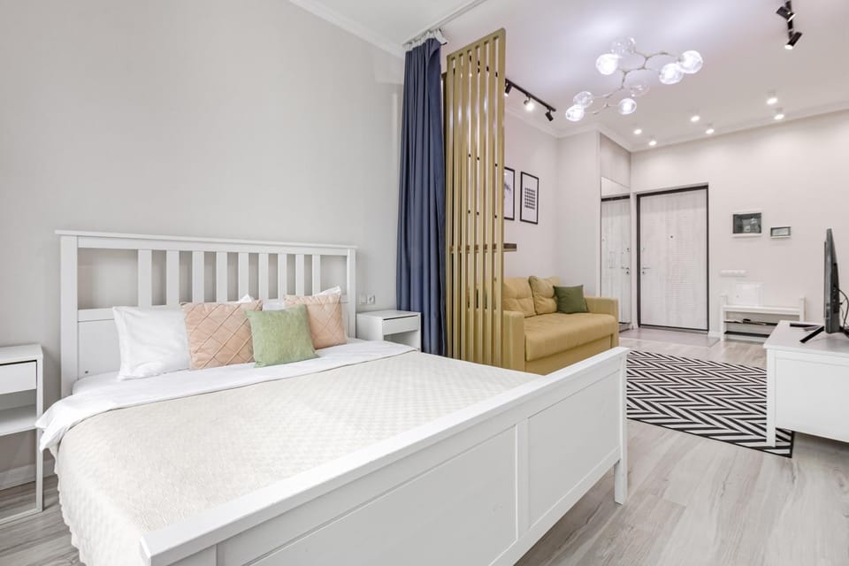 Bed, Living room, Landmark view