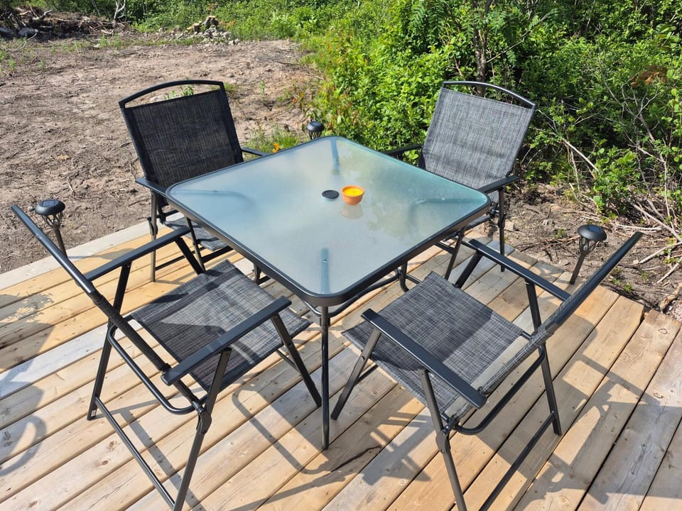 Moceanset Getaways-Beautiful Ocean, Mountain & Sunset Views, "Camping Experience" Campground/ 
RV Resort in Nova Scotia