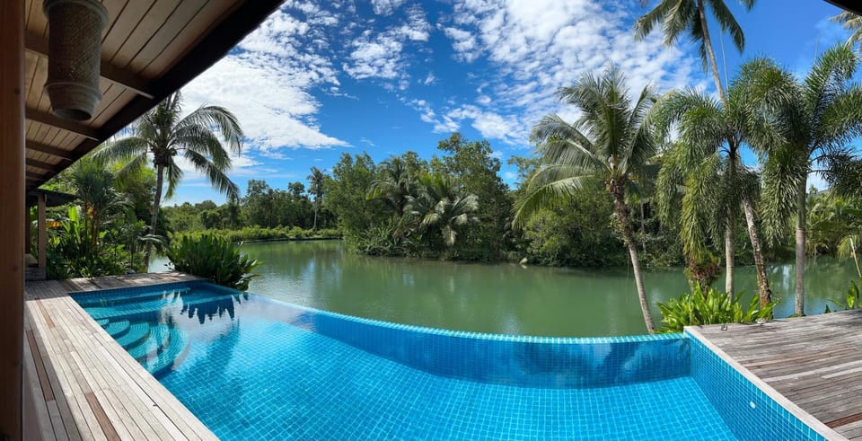 Nanai Resort Hotel in Ko Chang