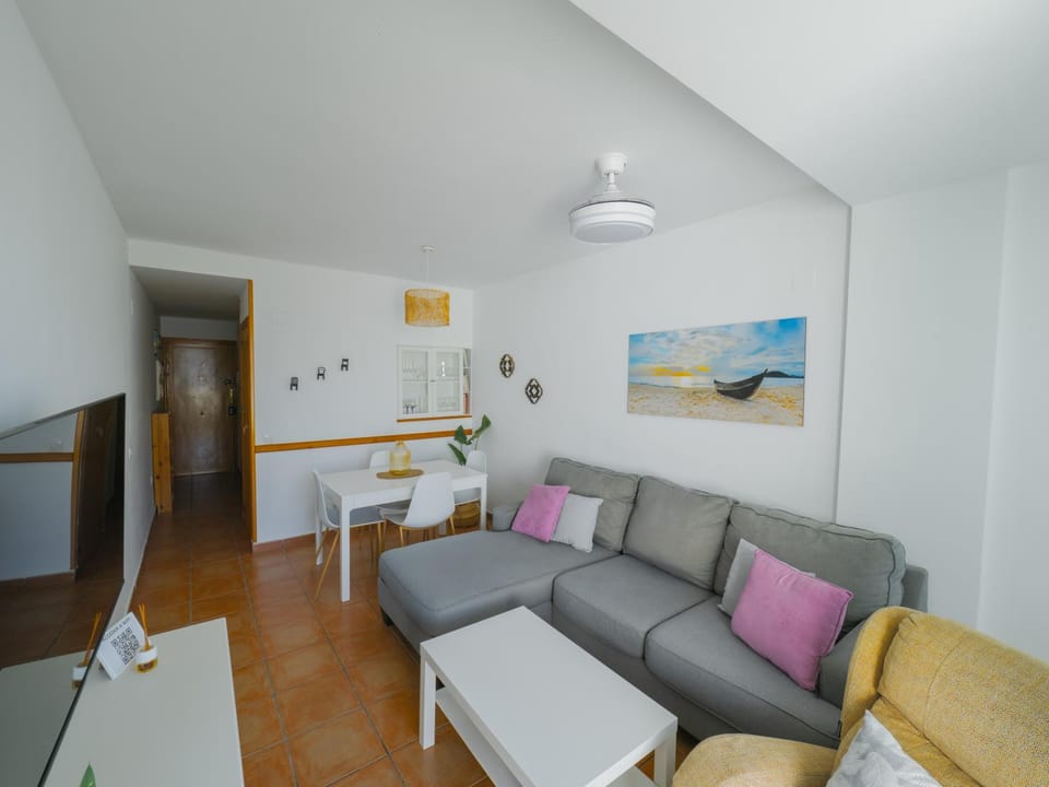 TV and multimedia, Living room, Dining area