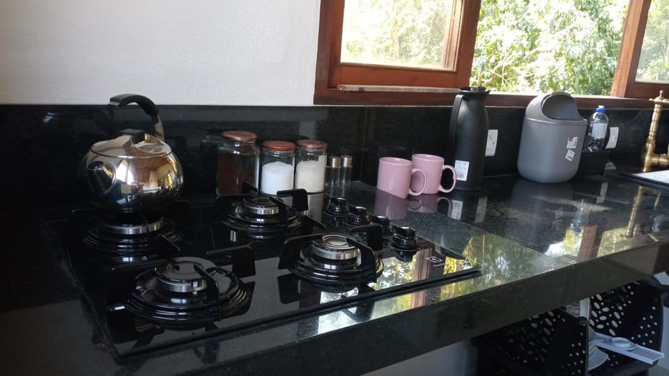 Coffee/tea facilities, Kitchen or kitchenette