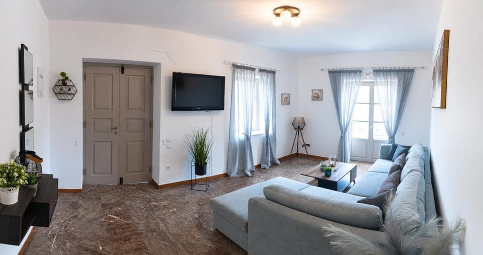 270° Apartment in Islands