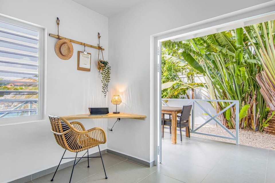 Dining area, Garden view