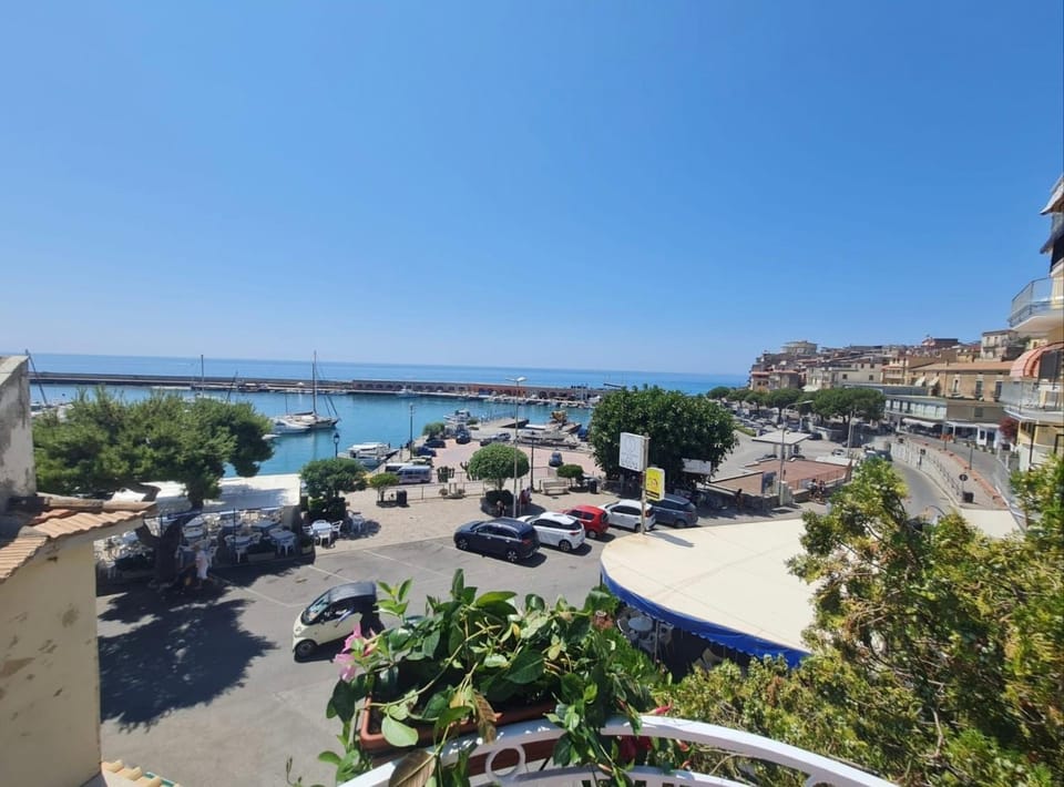 luxury B&B SUITE JACUZZI VILLA FILOMENA Apartment hotel in Basilicata