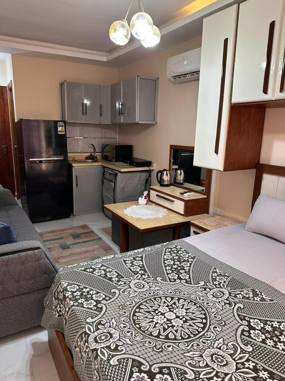 microwave, washing machine, kitchen, air conditioner