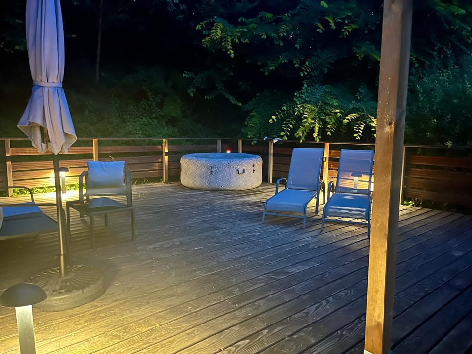 Aux Étangs de Jourgnac Luxury tent in Nouvelle-Aquitaine