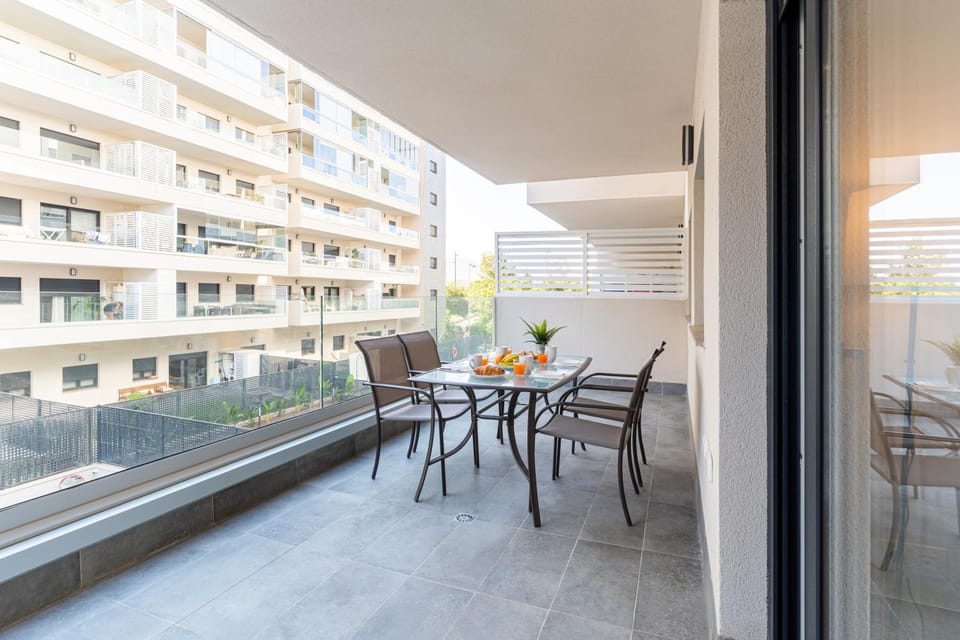 Off site, View (from property/room), Balcony/Terrace