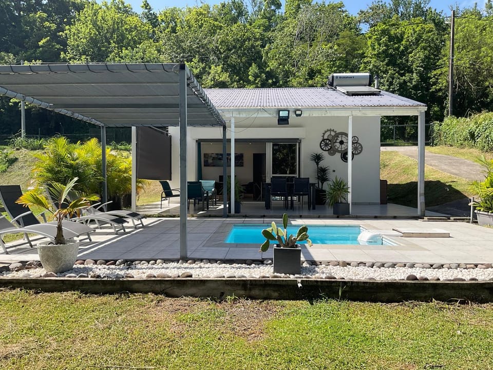 la petite rivière House in Sainte-Luce