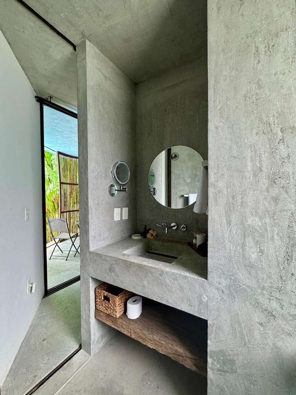 Bathroom, Bedroom