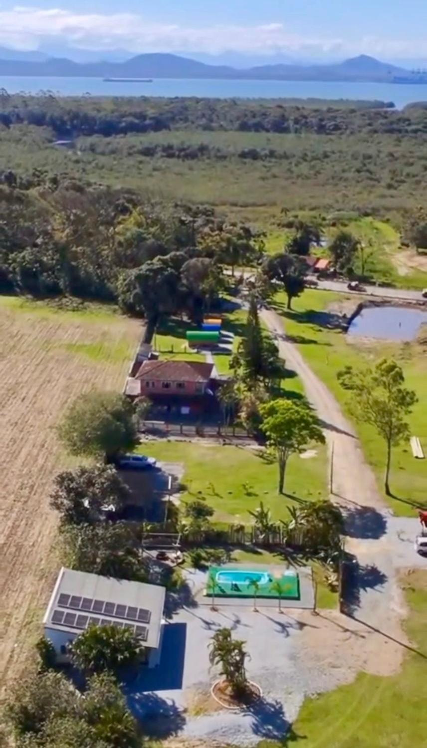 Recanto Monte Trigo Bed and Breakfast in São Francisco do Sul